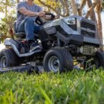 Murray® MT100 42″ Riding Lawn Mower with 13.5 HP* 500cc Briggs & Stratton® Engine - Image 5